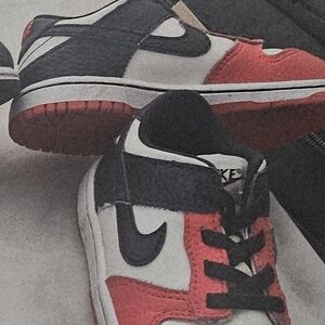 Nike Kids Black and Red Sneakers